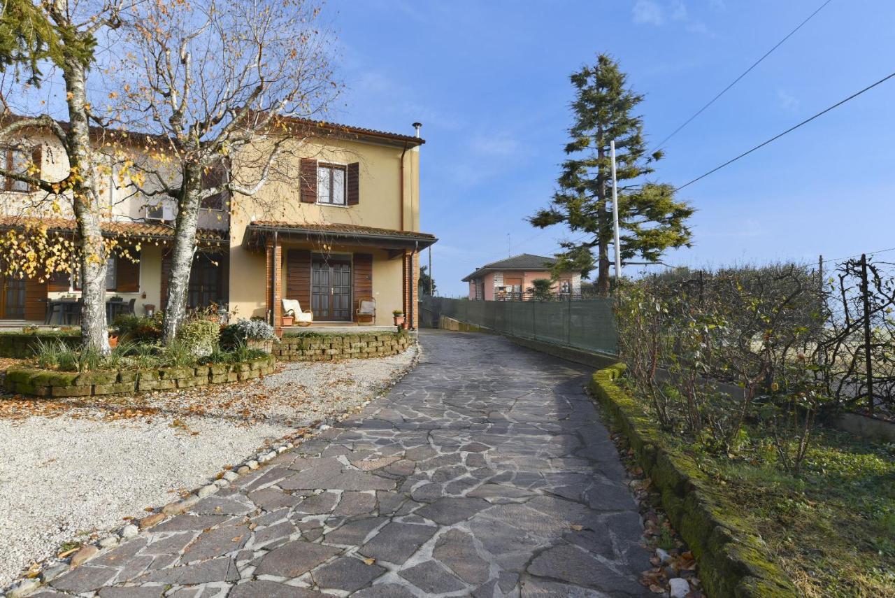 Villa Casa Nonna Rina Monzambano Exterior foto